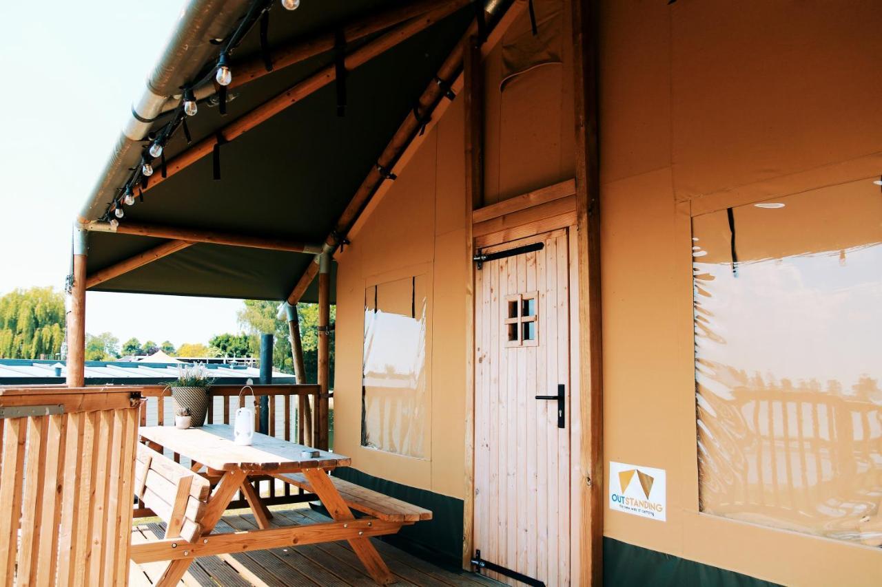 Luxury Lake Lodge Alphen  Esterno foto